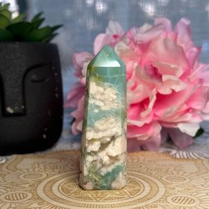 Green Flower Agate Tower